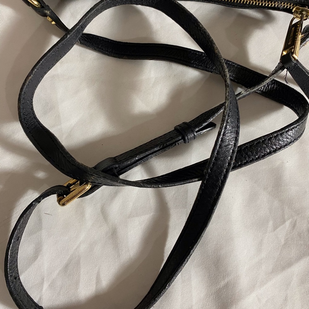 Micheal Kors black and gold tone leather crossbody - Picture 7 of 10